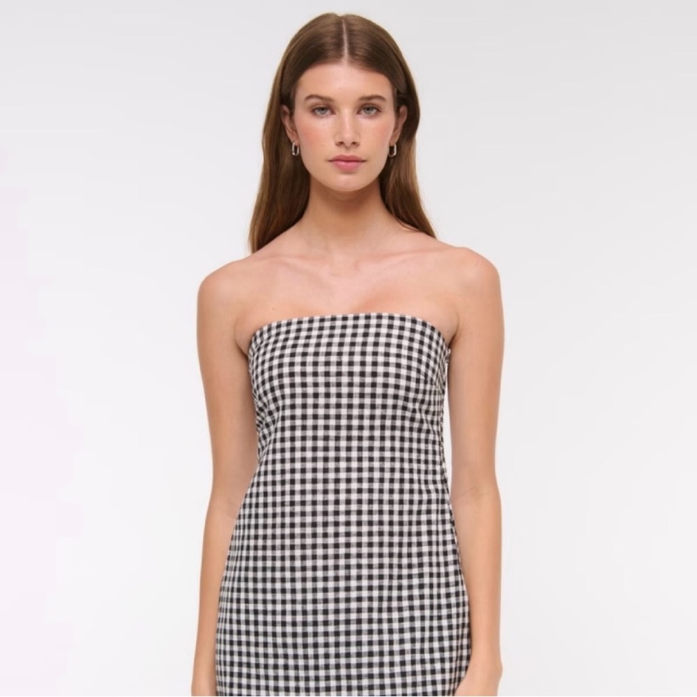 Abercrombie & Fitch Black Checkered Gingham
Mini Dress
